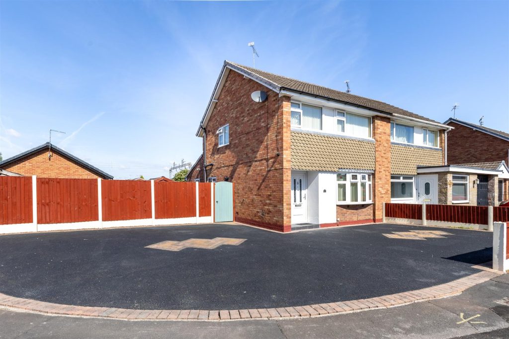 Bray Close, Crewe, CW1