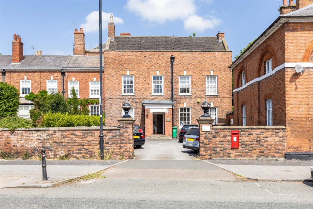 The Hawthorns, Welsh Row, Nantwich, CW5