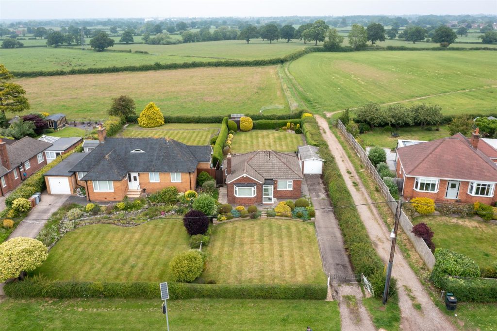 Colleys Lane, Willaston, CW5