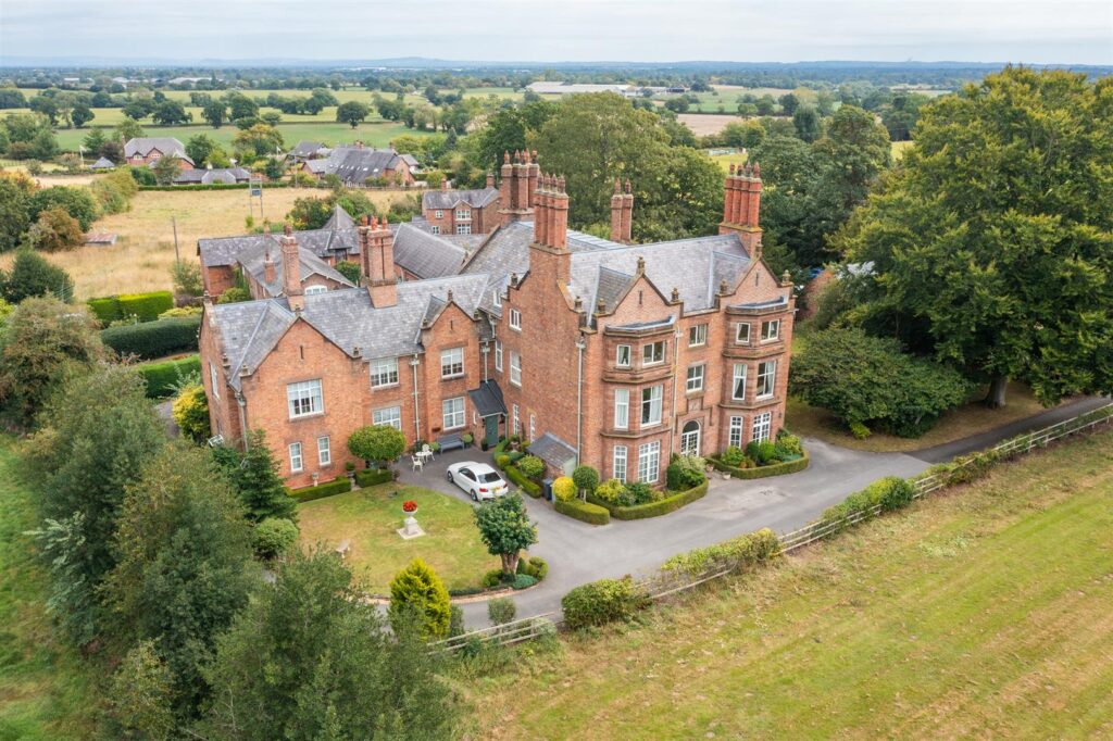 Chester Road, Stoke, CW5