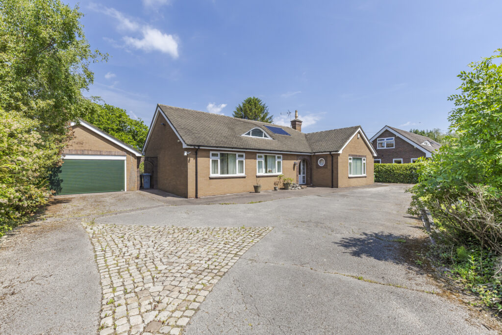 Cairnsmore, White Lane, Weston