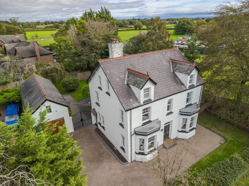 The Oaklands, Nantwich Road, Wrenbury, CW5